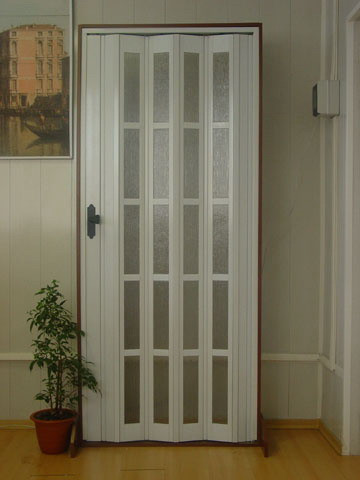 Дверь гармошка премиум ясень с витражами