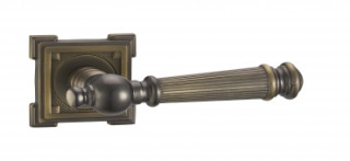 Дверная ручка V15М Матовая бронза